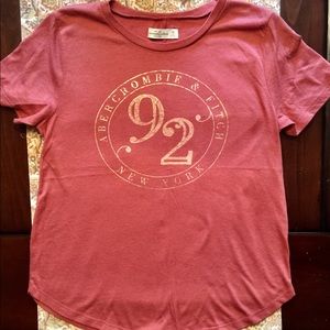 Abercrombie & Fitch Tee XS
